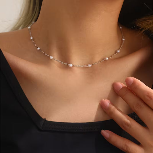 Softly Held | Pearl Station Necklace