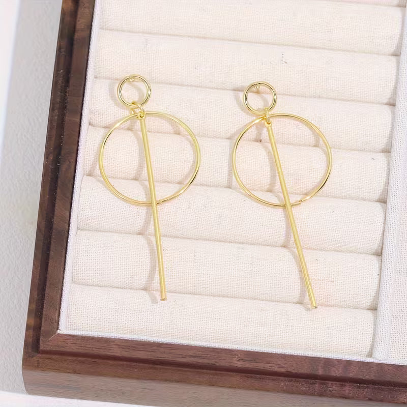 Grace In Motion | Circle Line Drop Earrings