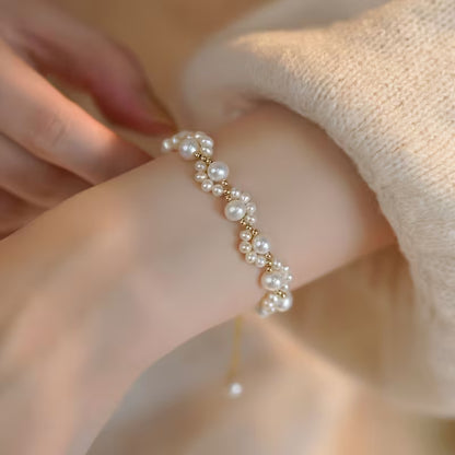 Softly Striking | Pearl Cluster Bracelet