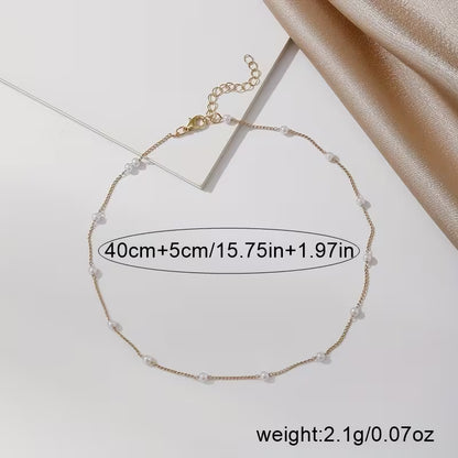 Softly Held | Pearl Station Necklace