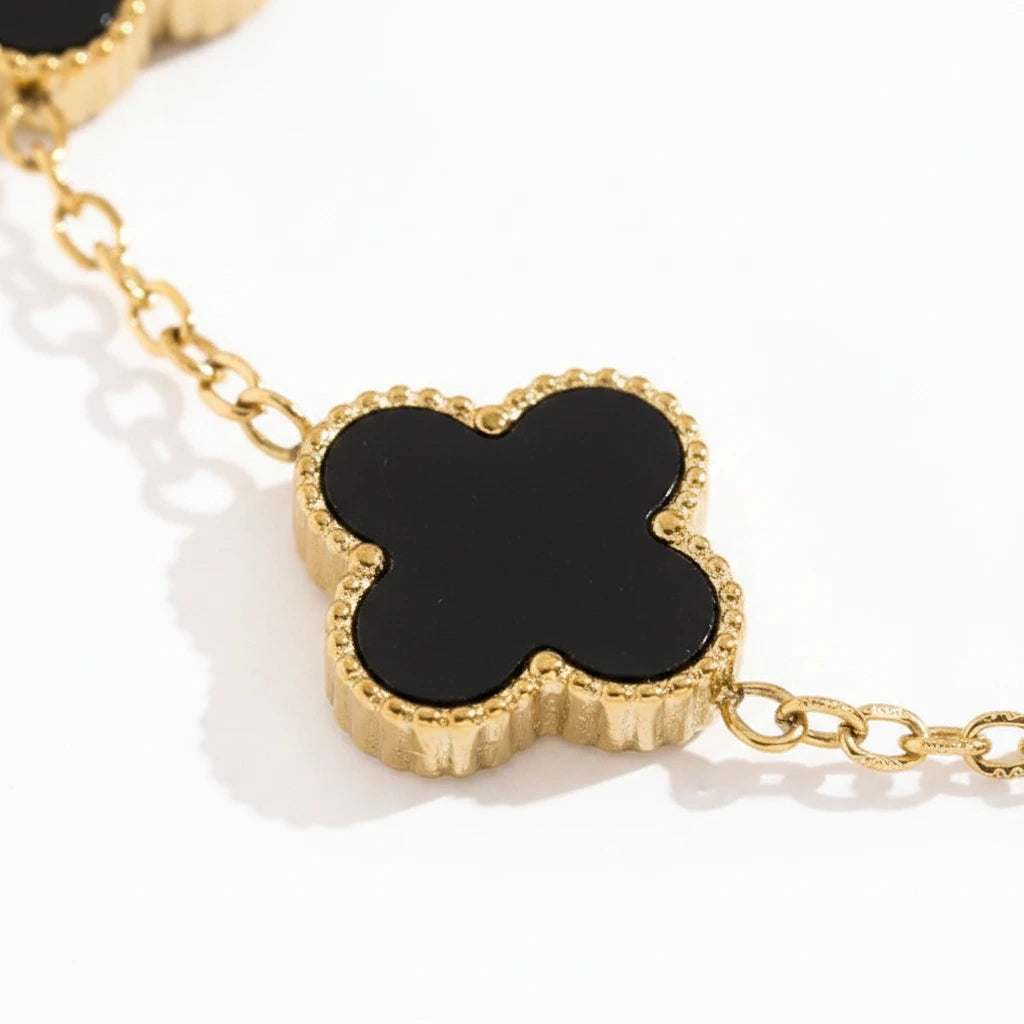 Black Clover Bracelet — Detail Zoom
