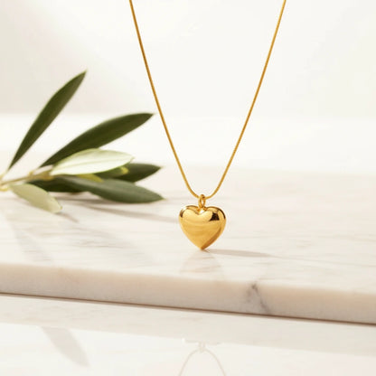 Gold Heart Pendant — Luxe Marble