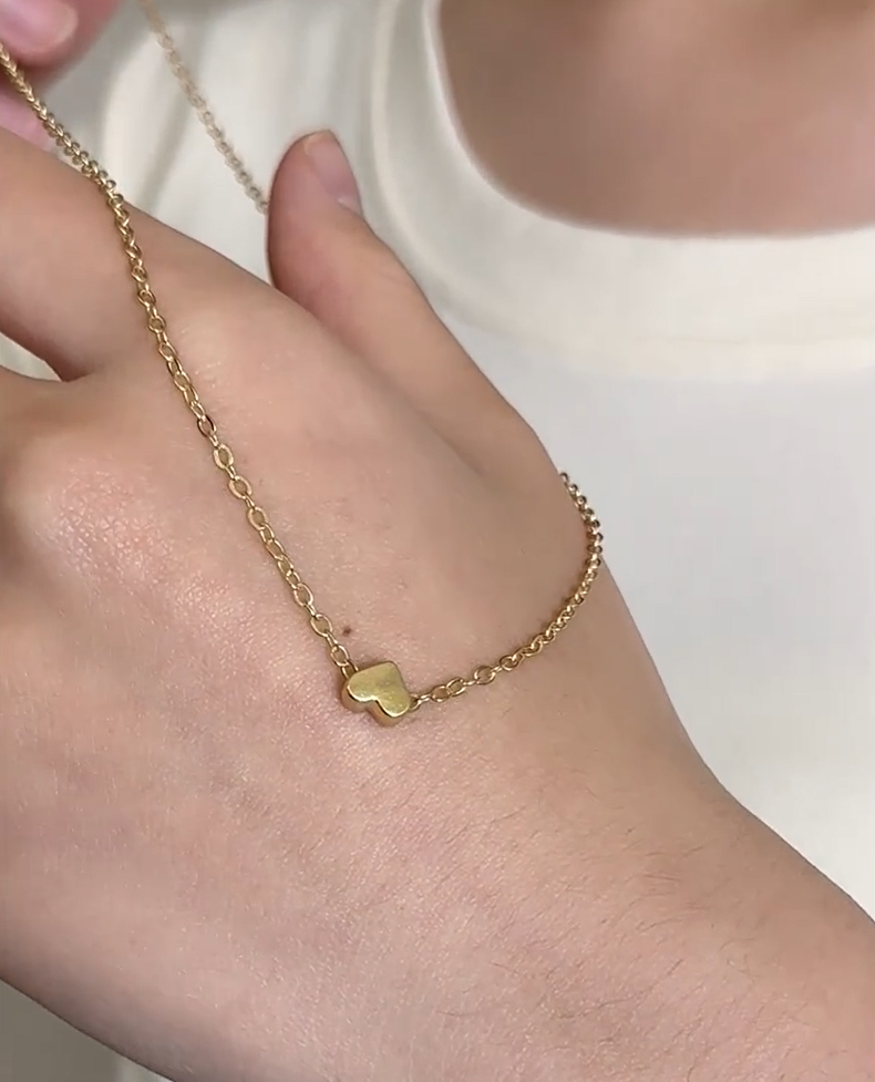Keep Your Heart | Minimal Heart Pendant Necklace