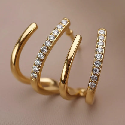 Sparkle Claw Earrings — Detail Zoom