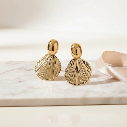 Textured Shell Earrings — Luxe Marble