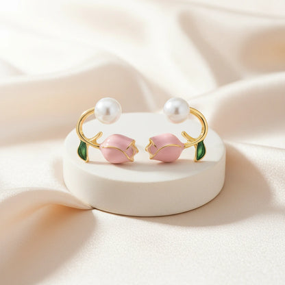 Tulip Pearl Earrings — Velvet Pedestal