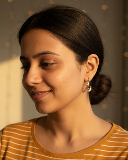 Curved Confidence | Twisted Sculptural Hoops